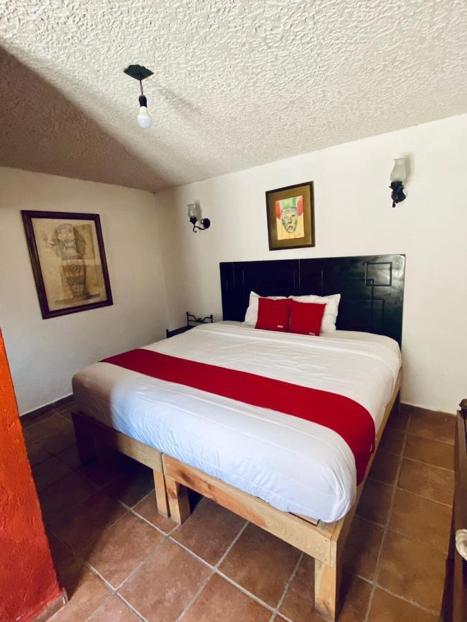 Hotel De Cervantes San Sebastian del Oeste Bagian luar foto
