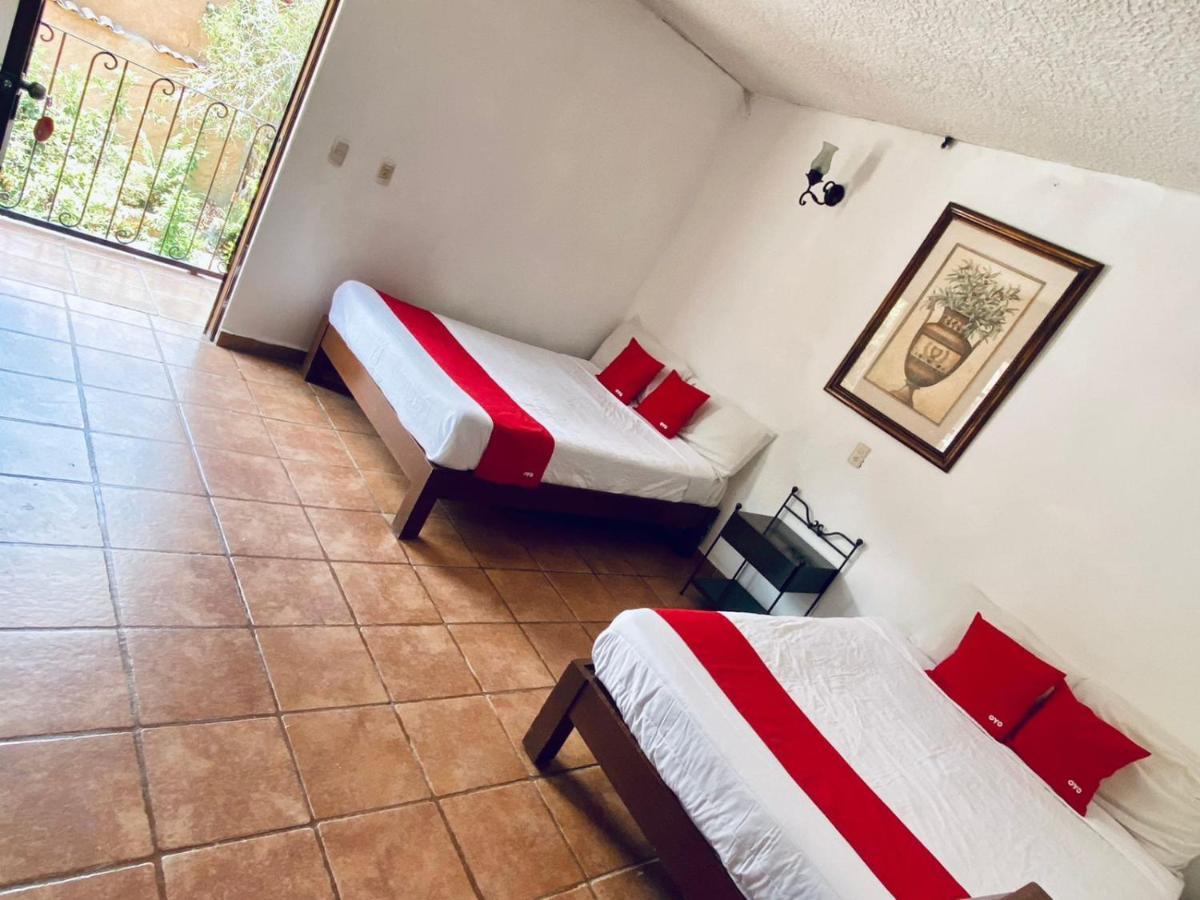 Hotel De Cervantes San Sebastian del Oeste Bagian luar foto