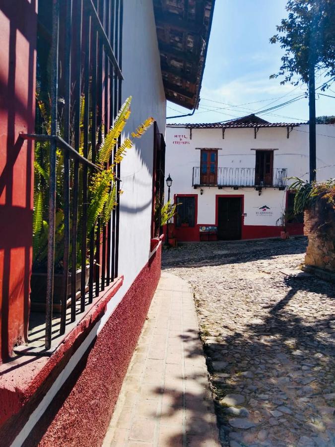 Hotel De Cervantes San Sebastian del Oeste Bagian luar foto